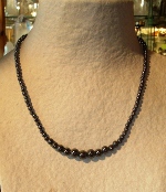 Collier h&eacute;matite