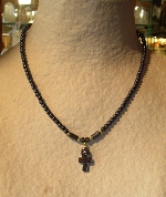 Collier h&eacute;matite